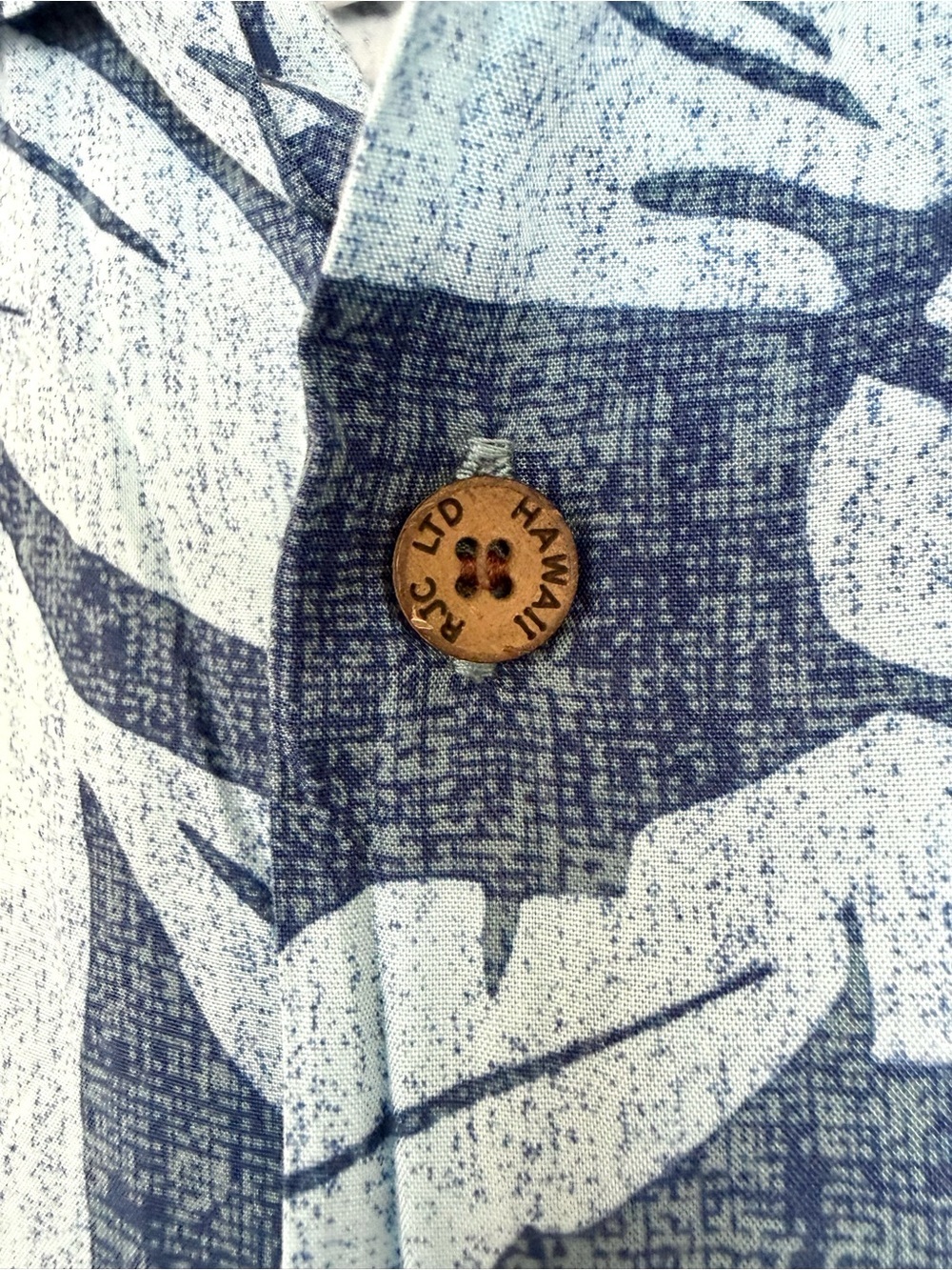 RJC Hawaiian Button-Up Shirt | Toddler Boys Size 2T - Picture 3 of 5